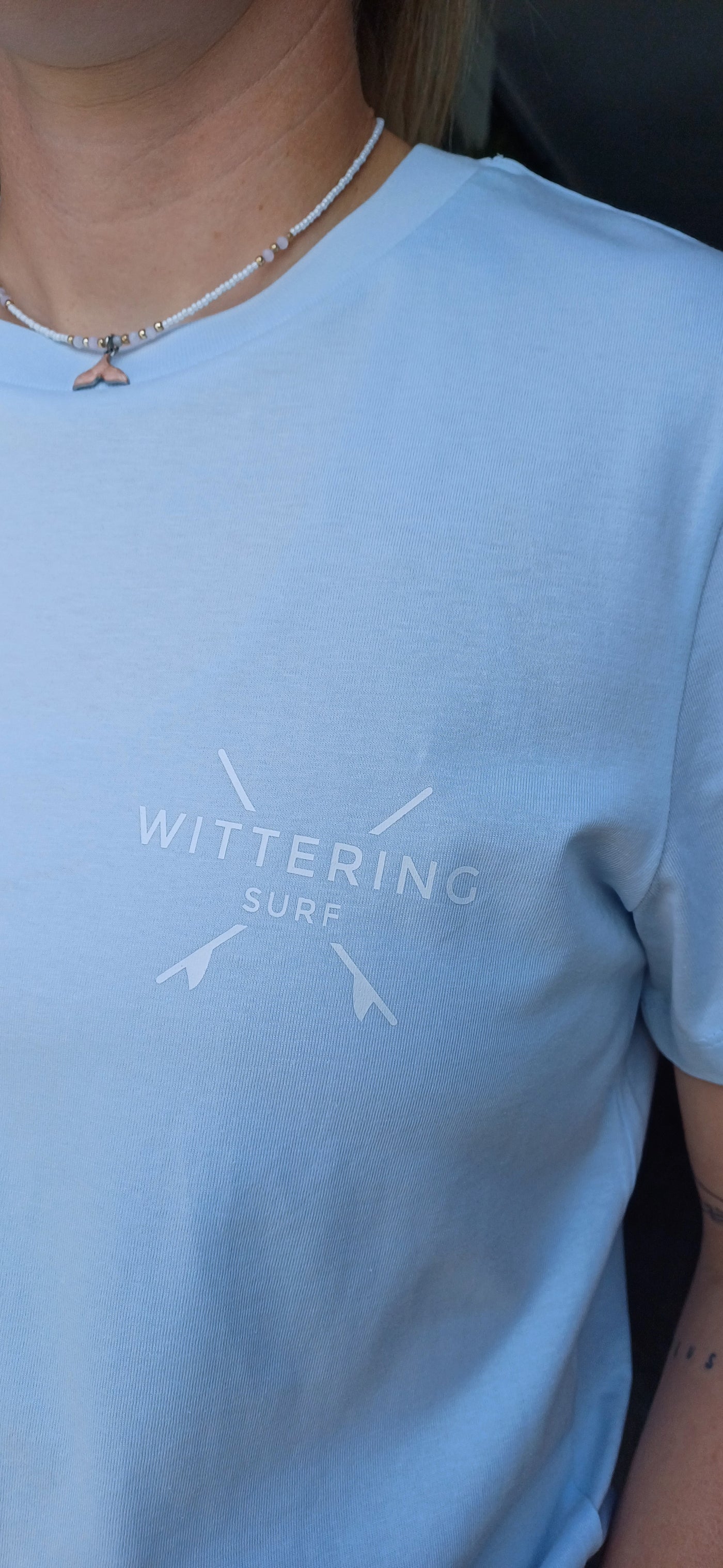 LADIES EVERYDAY CREST T-SHIRT - ICE BLUE