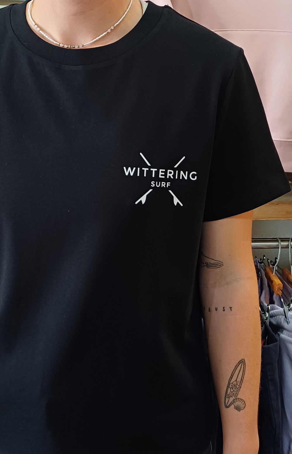LADIES EVERYDAY CREST T-SHIRT - BLACK - Wittering Surf Shop