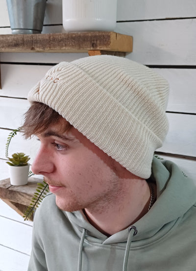 EMBROIDERED LONGBOARD BEANIE - 5 COLOUR OPTIONS