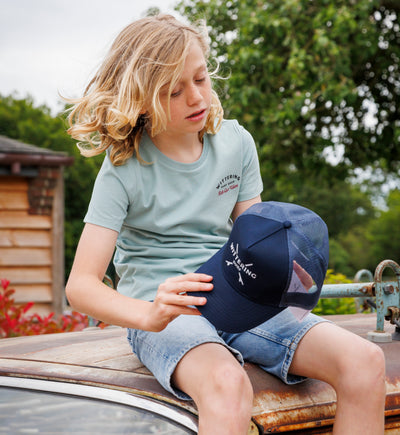 EMBROIDERED SNAPBACK TRUCKER CAP - 5 COLOURS