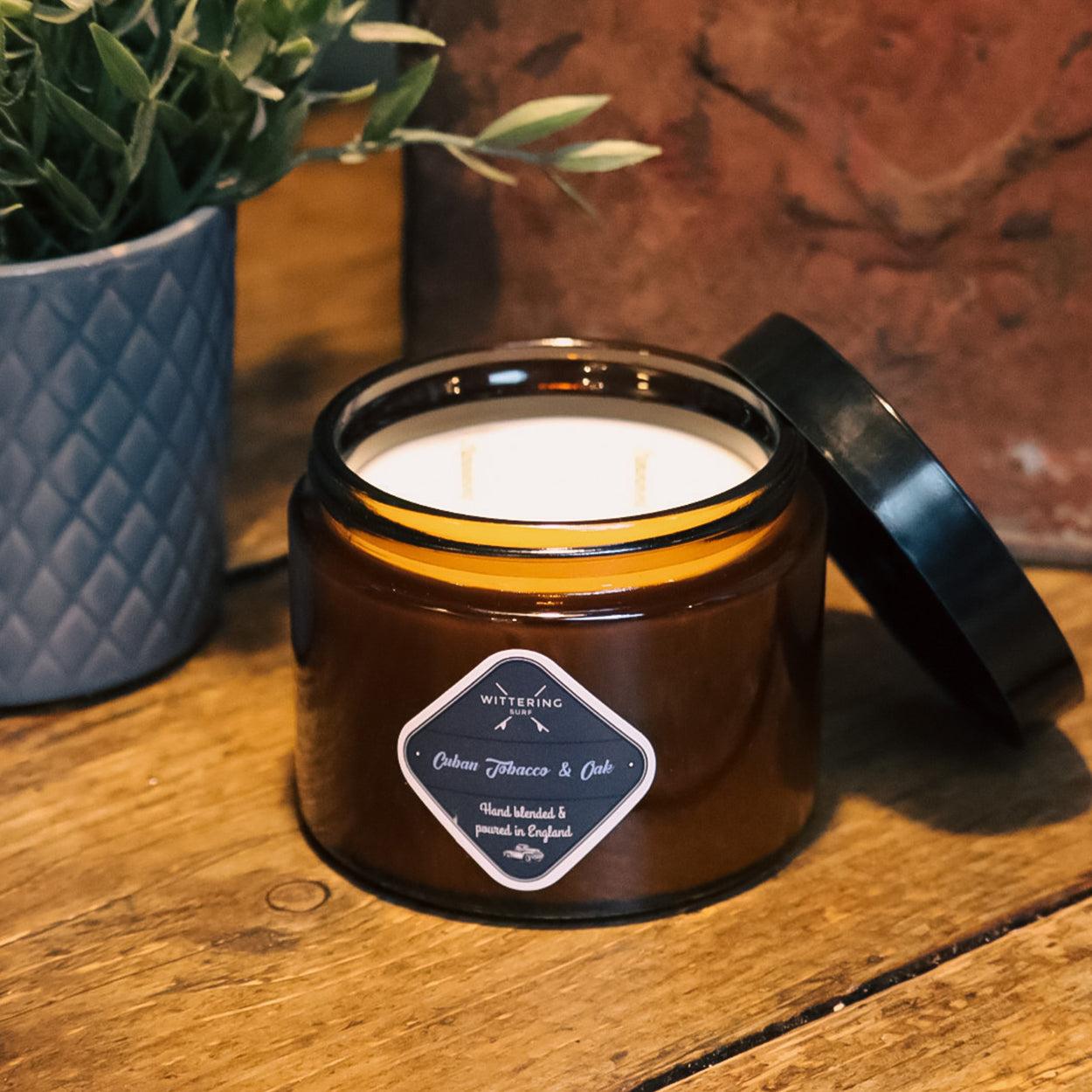 HAND POURED SOY CANDLE - CUBAN TOBACCO & OAK - Wittering Surf Shop